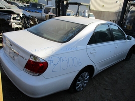 2006 TOYOTA CAMRY LE WHITE 2.4L AT Z15006